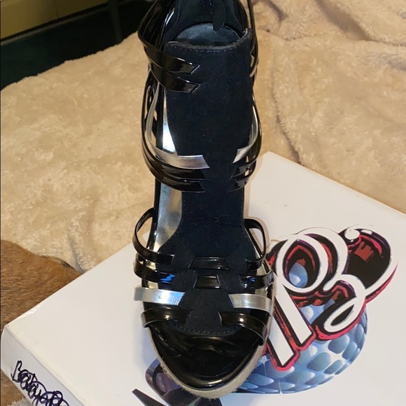 Black and silver scrappy platforms - Picture 11 of 11